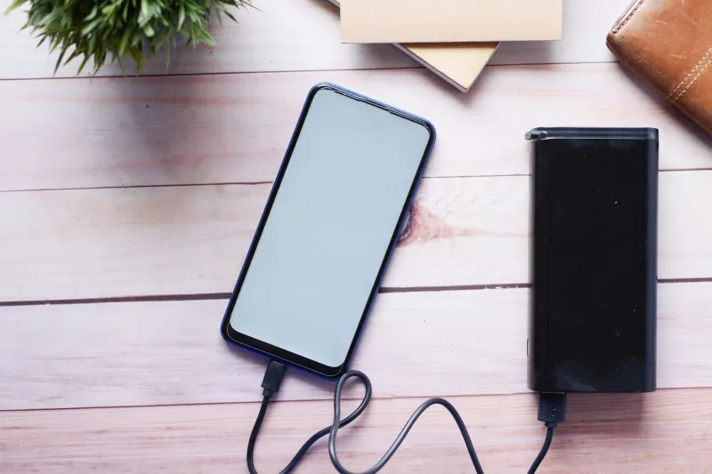 Letting Your Phone Battery Hit Zero Isn't Good Discipline—It's Actually Damaging the Battery