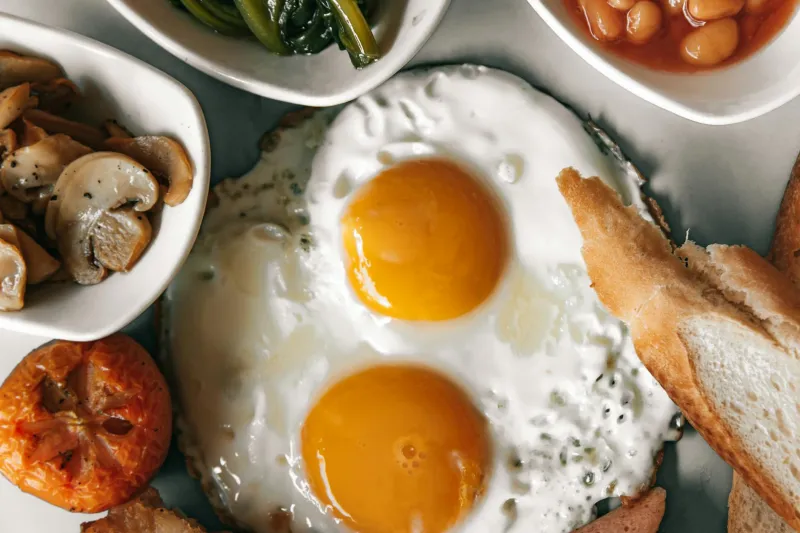 The Great Egg Scare — How America Turned Breakfast Into a Heart Attack Risk